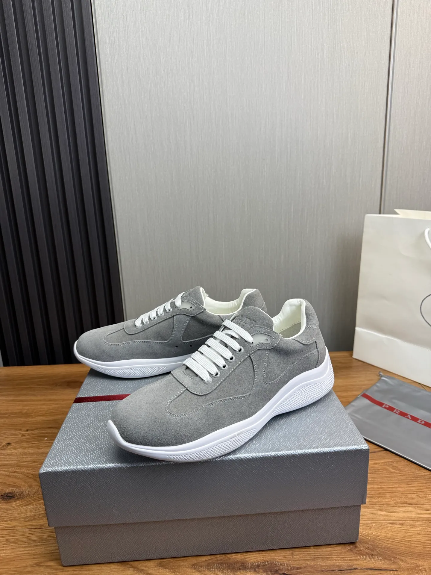 Men's shoes 💰540💰 [PRADA] Men's shoes are popular in the counter, official website is synchronized, 1 high-quality shipment ✔️Original frosted cowhide + cowhide lining, 1🆚1 replica, original sole, 38-45 (45 customized, non-refundable)